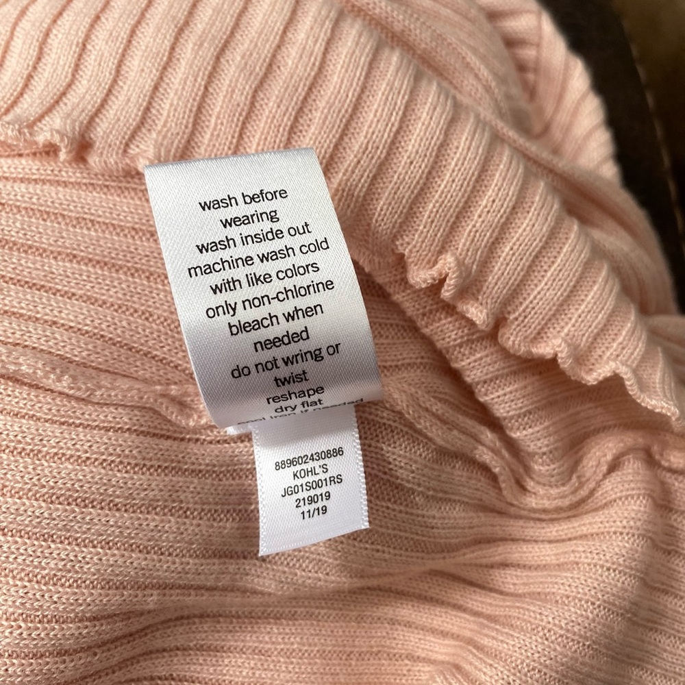 SO Women’s Cropped Cardigan Acrylic Ribbed Sweater Long Sleeve Size Large - Picture 13 of 15